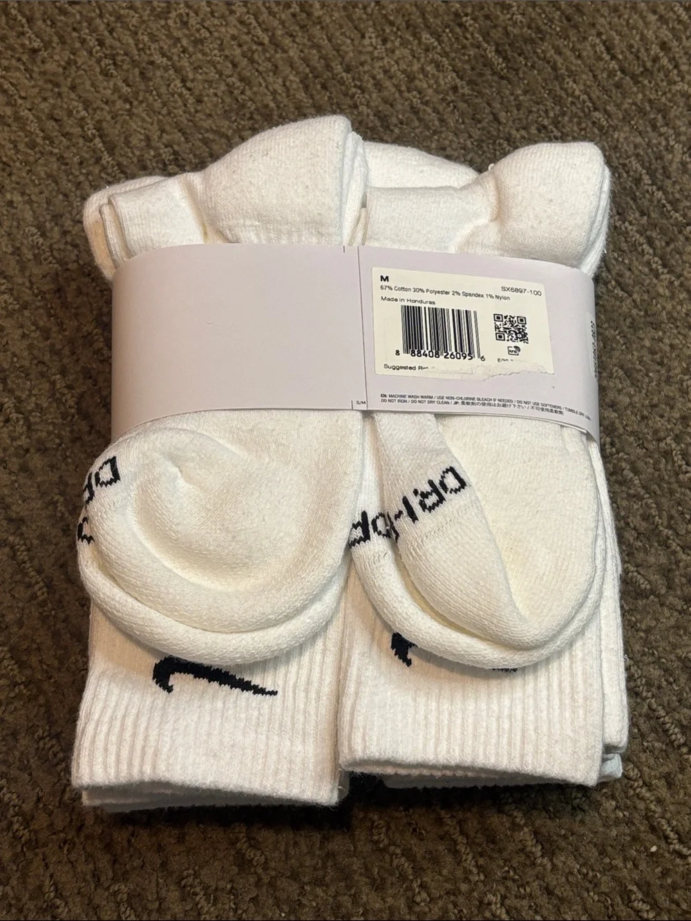 ✨New Nike Dri-Fit White Crew Athletic Socks with Black Swoosh (6 Pack)